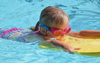 Your Toddler Can Swim